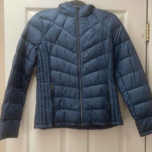 Michael Kors Lightweight Puffer Jacket - Picture 1 of 4